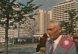 Immagine di Gli atleti che arrivano per i giochi olimpici Monaco di Baviera Germania, 1972, secondo 45 filmato di repertorio 65675075640