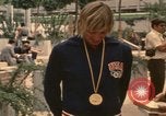 Standbild Micki King München Deutschland, 1972, aus Sekunde 59 historischem Filmmaterial Videoclip 65675075643