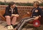 Standbild Micki King München Deutschland, 1972, aus Sekunde 37 historischem Filmmaterial Videoclip 65675075644