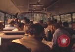 Standbild militärischen Athleten sighteeing Weilheim-Schongau Deutschland, 1972, aus Sekunde 14 historischem Filmmaterial Videoclip 65675075654