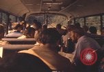 Standbild militärischen Athleten sighteeing Weilheim-Schongau Deutschland, 1972, aus Sekunde 17 historischem Filmmaterial Videoclip 65675075654