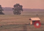 Standbild militärischen Athleten sighteeing Weilheim-Schongau Deutschland, 1972, aus Sekunde 21 historischem Filmmaterial Videoclip 65675075654