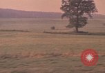 Standbild militärischen Athleten sighteeing Weilheim-Schongau Deutschland, 1972, aus Sekunde 23 historischem Filmmaterial Videoclip 65675075654