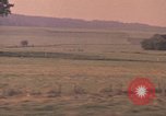 Standbild militärischen Athleten sighteeing Weilheim-Schongau Deutschland, 1972, aus Sekunde 25 historischem Filmmaterial Videoclip 65675075654