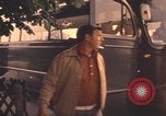 Standbild militärischen Athleten sighteeing Weilheim-Schongau Deutschland, 1972, aus Sekunde 47 historischem Filmmaterial Videoclip 65675075654