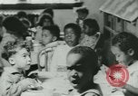 Image Negro enfants New Orleans Louisiana USA, 1937, de la seconde 7 séquences d'archives historiques vidéo 65675075662