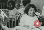 Image Negro enfants New Orleans Louisiana USA, 1937, de la seconde 19 séquences d'archives historiques vidéo 65675075662