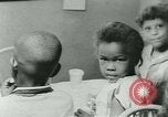 Image Negro enfants New Orleans Louisiana USA, 1937, de la seconde 43 séquences d'archives historiques vidéo 65675075662