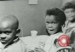 Image Negro enfants New Orleans Louisiana USA, 1937, de la seconde 52 séquences d'archives historiques vidéo 65675075662