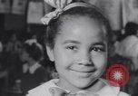 Image Negro enfants New Orleans Louisiana USA, 1937, de la seconde 33 séquences d'archives historiques vidéo 65675075665