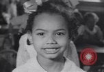 Image Negro enfants New Orleans Louisiana USA, 1937, de la seconde 49 séquences d'archives historiques vidéo 65675075665