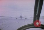 Immagine di B-29 bombardiere Superfortress rullaggio Saipan, 1945, secondo 14 filmato di repertorio 65675075694