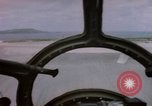 Immagine di B-29 bombardiere Superfortress rullaggio Saipan, 1945, secondo 26 filmato di repertorio 65675075694