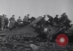Standbild französische Staffel von Curtiss Hawk Kampfflugzeuge Frankreich, 1939, aus Sekunde 55 historischem Filmmaterial Videoclip 65675075696