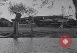 Standbild französische Staffel von Curtiss Hawk Kampfflugzeuge Frankreich, 1939, aus Sekunde 56 historischem Filmmaterial Videoclip 65675075696