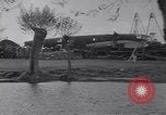 Standbild französische Staffel von Curtiss Hawk Kampfflugzeuge Frankreich, 1939, aus Sekunde 59 historischem Filmmaterial Videoclip 65675075696