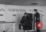 Standbild Charles Boyer Port Washington New York USA, 1939, aus Sekunde 8 historischem Filmmaterial Videoclip 65675075698