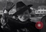 Standbild Charles Boyer Port Washington New York USA, 1939, aus Sekunde 20 historischem Filmmaterial Videoclip 65675075698