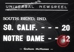 Immagine di USC contro Notre Dame del gioco del calcio South Bend Indiana USA, 1939, secondo 1 filmato di repertorio 65675075702