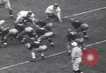 Immagine di USC contro Notre Dame del gioco del calcio South Bend Indiana USA, 1939, secondo 30 filmato di repertorio 65675075702