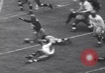Immagine di USC contro Notre Dame del gioco del calcio South Bend Indiana USA, 1939, secondo 33 filmato di repertorio 65675075702