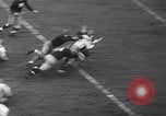 Immagine di USC contro Notre Dame del gioco del calcio South Bend Indiana USA, 1939, secondo 41 filmato di repertorio 65675075702