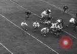 Immagine di USC contro Notre Dame del gioco del calcio South Bend Indiana USA, 1939, secondo 44 filmato di repertorio 65675075702