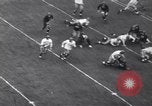 Immagine di USC contro Notre Dame del gioco del calcio South Bend Indiana USA, 1939, secondo 45 filmato di repertorio 65675075702