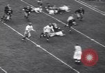 Immagine di USC contro Notre Dame del gioco del calcio South Bend Indiana USA, 1939, secondo 46 filmato di repertorio 65675075702
