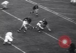 Immagine di USC contro Notre Dame del gioco del calcio South Bend Indiana USA, 1939, secondo 47 filmato di repertorio 65675075702