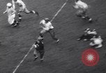 Immagine di USC contro Notre Dame del gioco del calcio South Bend Indiana USA, 1939, secondo 57 filmato di repertorio 65675075702