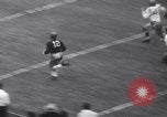 Immagine di USC contro Notre Dame del gioco del calcio South Bend Indiana USA, 1939, secondo 62 filmato di repertorio 65675075702