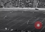 Immagine di Partita di calcio Los Angeles California USA, 1939, secondo 16 filmato di repertorio 65675075703