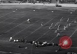 Immagine di Partita di calcio Los Angeles California USA, 1939, secondo 18 filmato di repertorio 65675075703