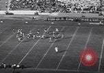 Immagine di Partita di calcio Los Angeles California USA, 1939, secondo 21 filmato di repertorio 65675075703