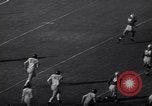 Immagine di Partita di calcio Los Angeles California USA, 1939, secondo 26 filmato di repertorio 65675075703