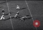 Immagine di Partita di calcio Los Angeles California USA, 1939, secondo 43 filmato di repertorio 65675075703