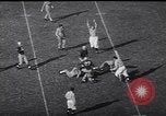 Immagine di Partita di calcio Los Angeles California USA, 1939, secondo 45 filmato di repertorio 65675075703