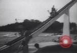 Standbild Wasser Skifahrer Paris Frankreich, 1938, aus Sekunde 15 historischem Filmmaterial Videoclip 65675075742