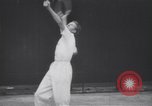 Standbild Helen Wills Moody London England Vereinigtes Königreich, 1938, aus Sekunde 5 historischem Filmmaterial Videoclip 65675075743