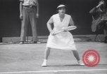 Standbild Helen Wills Moody London England Vereinigtes Königreich, 1938, aus Sekunde 55 historischem Filmmaterial Videoclip 65675075743