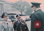 Immagine di Generale Earle Wheeler Virginia United States USA, 1969, secondo 39 filmato di repertorio 65675075770
