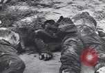 Standbild Zerstörung und Opfer aus der deutschen Bombardierung in Großbritannien europäische Theater, 1944, aus Sekunde 49 historischem Filmmaterial Videoclip 65675075795