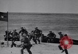 Standbild Signal Corps Rekruten United States USA, 1945, aus Sekunde 16 historischem Filmmaterial Videoclip 65675075797