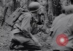 Standbild Signal Corps Rekruten United States USA, 1945, aus Sekunde 49 historischem Filmmaterial Videoclip 65675075797