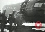 Standbild Signal Corps Rebecca-Eureka Funksystem verwendet um Flugzeuge zu führen Philippinen, 1947, aus Sekunde 4 historischem Filmmaterial Videoclip 65675075812