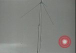 Standbild Signal Corps Rebecca-Eureka Funksystem verwendet um Flugzeuge zu führen Philippinen, 1947, aus Sekunde 54 historischem Filmmaterial Videoclip 65675075812