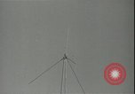 Standbild Signal Corps Rebecca-Eureka Funksystem verwendet um Flugzeuge zu führen Philippinen, 1947, aus Sekunde 55 historischem Filmmaterial Videoclip 65675075812