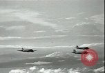Standbild Signal Corps Rebecca-Eureka Funksystem verwendet um Flugzeuge zu führen Philippinen, 1947, aus Sekunde 58 historischem Filmmaterial Videoclip 65675075812