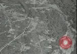 Standbild United States Air Raid Birma, 1944, aus Sekunde 54 historischem Filmmaterial Videoclip 65675075816